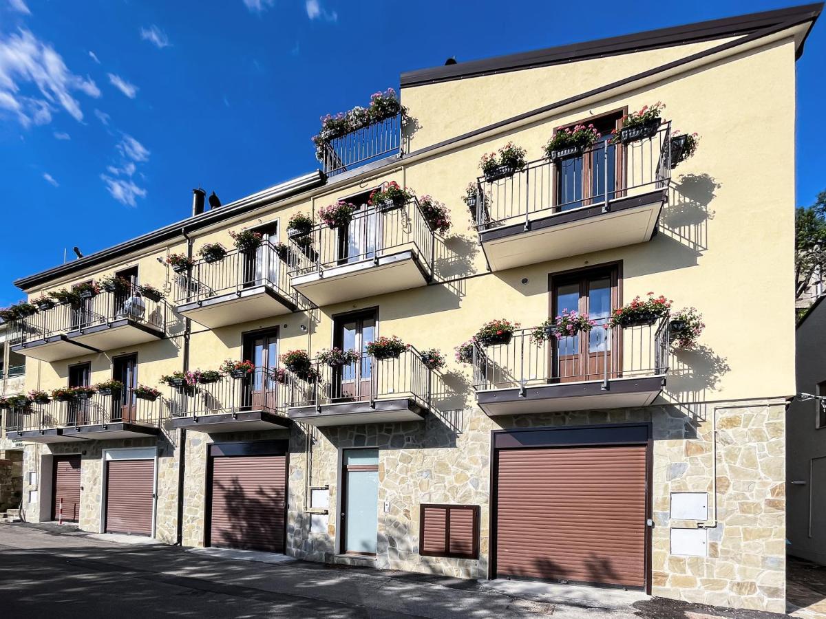 Residenza Sant'Angelo - Bike&Trekking House Apartment Pietrapertosa Bagian luar foto